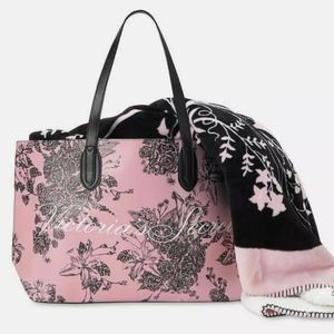 Victoria's Secret Floral Sherpa Blanket & tote 20